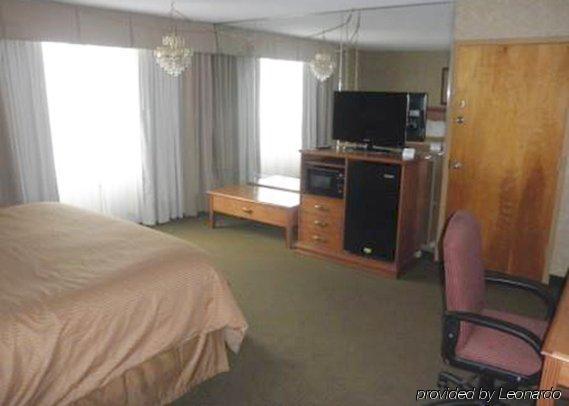 6 Tupelo, Ms
